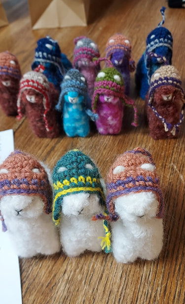 Alpaca figurines
